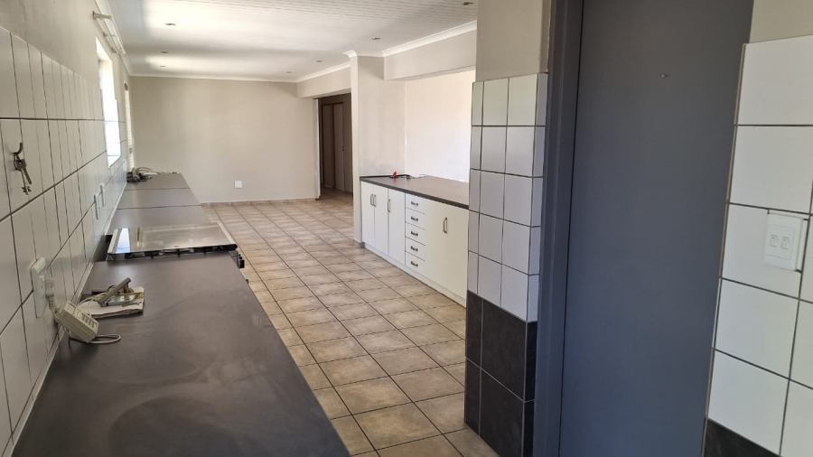 4 Bedroom Property for Sale in Velddrif Western Cape